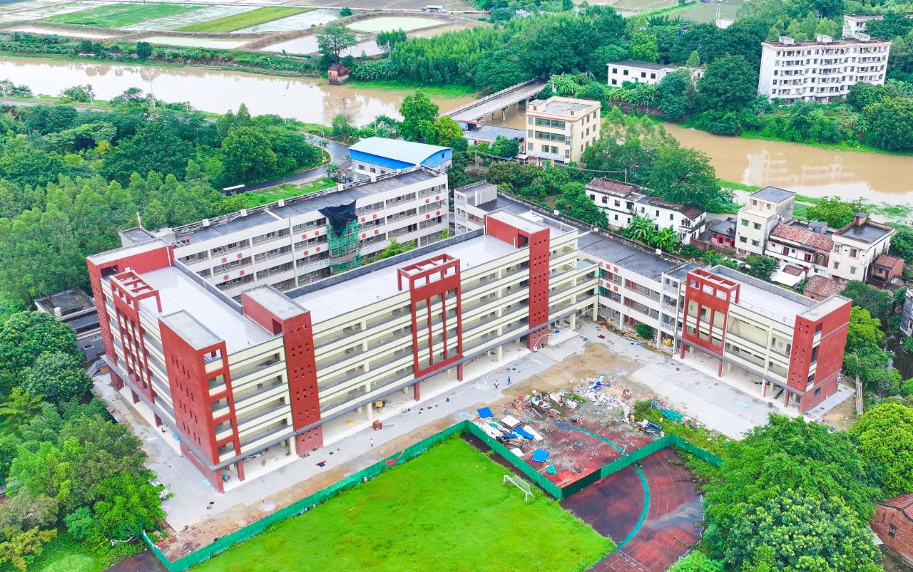 金渡鎮(zhèn)第二小學(xué)